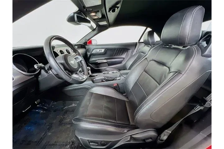 $26975 : Ford Mustang 2022 EcoBoost P image 10