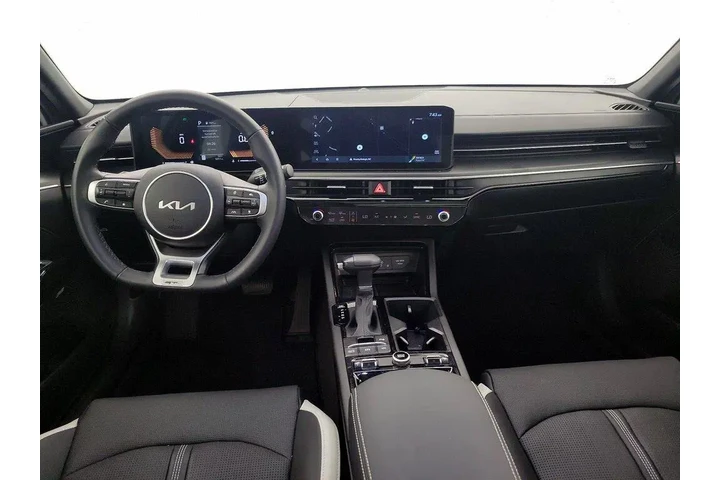 $30998 : Kia K5 2025 GT-Line 4dr Seda image 9