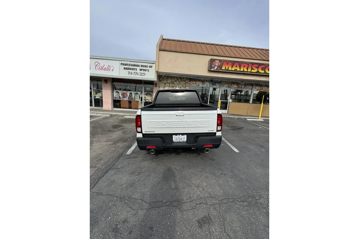 Construction y remodelaciones image 4