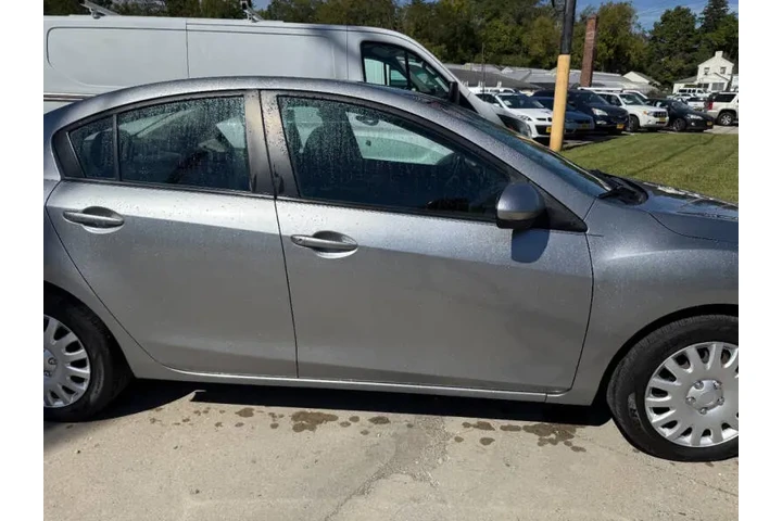 $4995 : 2011 MAZDA3 i Sport image 5