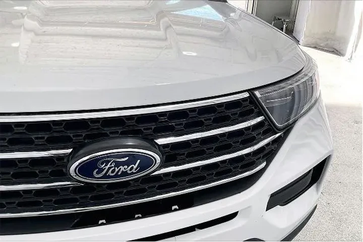 $23831 : Ford Explorer 2022 AWD XLT 4 image 7
