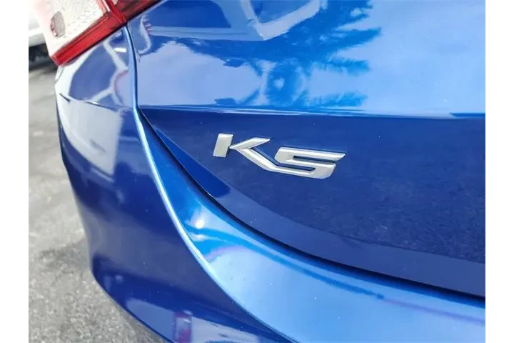 Kia K5 2022 GT-Line 4dr Seda image 5