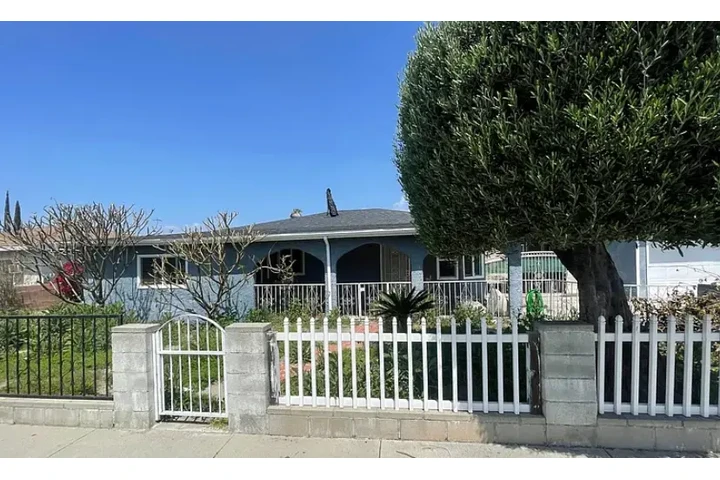 $1800 : HOUSE RENT IN Baldwin Park, CA image 1