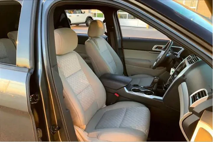 $12491 : Ford Explorer 2015 XLT 4dr S image 7