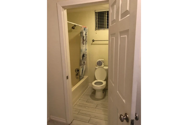 $1600 : Se renta en moreno Valley image 6