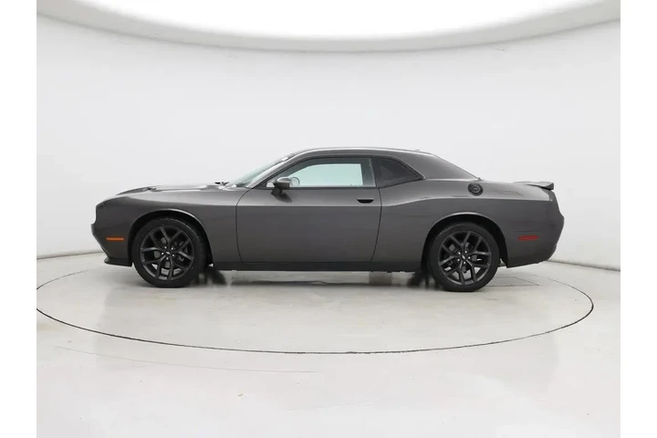 $21998 : Dodge Challenger 2019 SXT 2d image 3