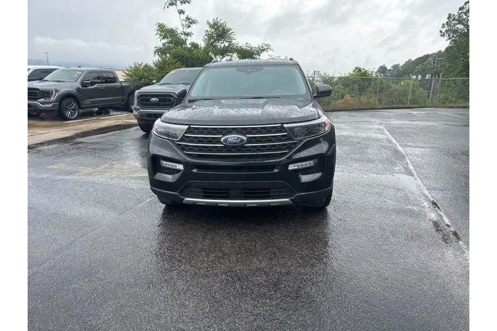 $32990 : Ford Explorer 2024 AWD XLT 4 image 2