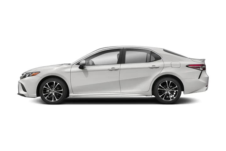 $20984 : 2020 Camry SE Sedan 4D image 3