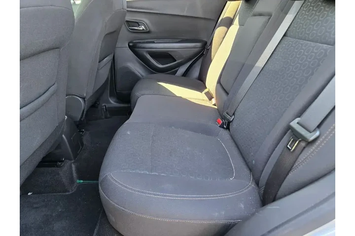 $17991 : Chevrolet Trax 2022 LS 4dr C image 4