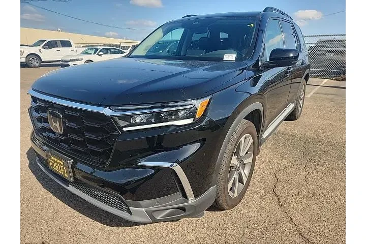 $38991 : Honda Pilot 2023 Touring 4dr image 4