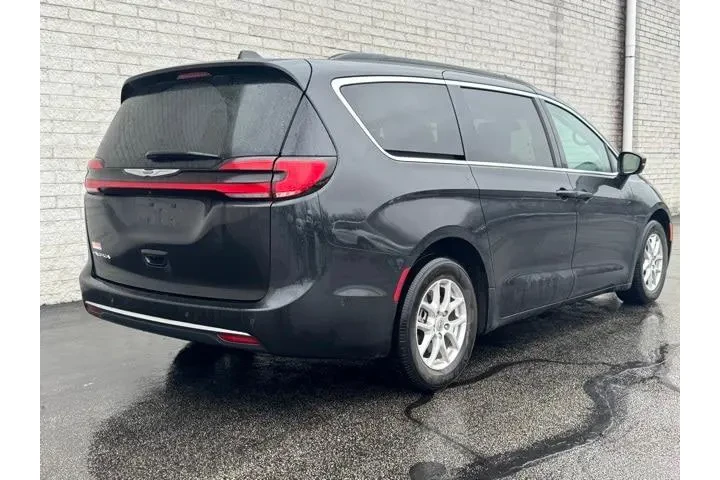 $27481 : Chrysler Pacifica 2022 Touri image 4