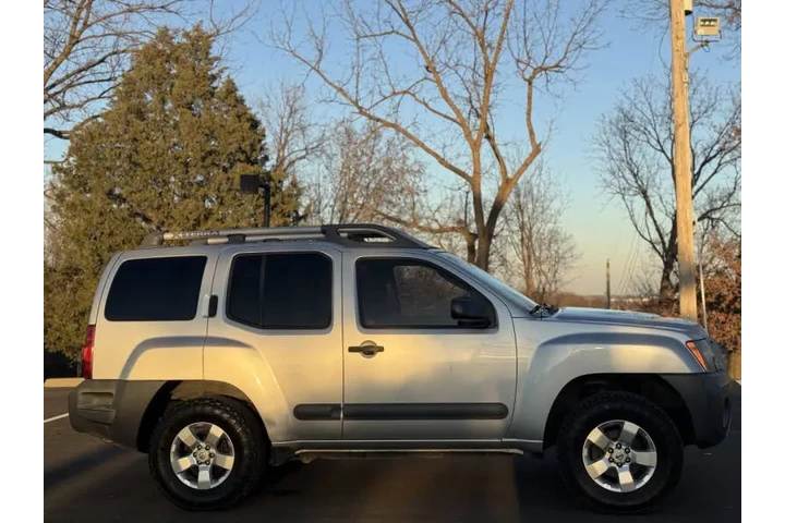 $5999 : 2012 Xterra X image 5