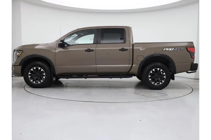 $32998 : Nissan Titan 2021 4x4 PRO-4X image 3