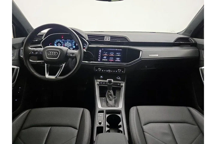 $25998 : Audi Q3 2022 AWD quattro S l image 9