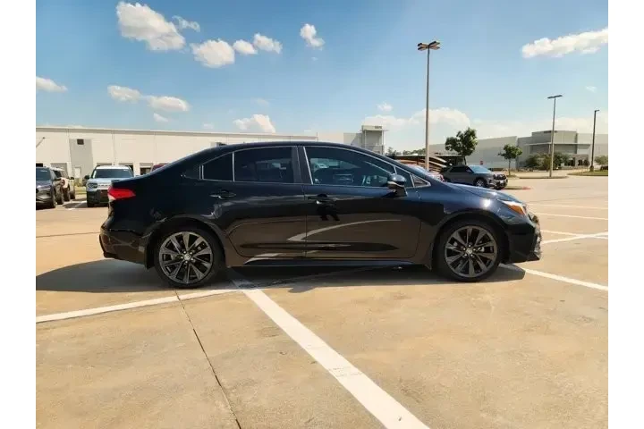 $21932 : Toyota Corolla 2024 SE 4dr S image 4