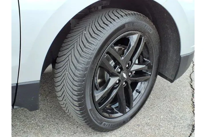 $18350 : Chevrolet Equinox 2021 4x4 L image 4