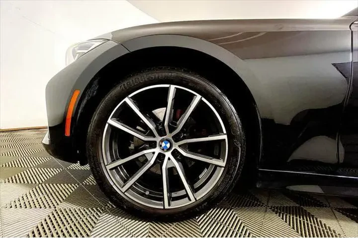 $28943 : BMW 3 Series 2021 AWD 330i x image 10