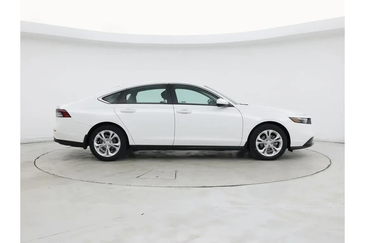 $25998 : Honda Accord 2024 LX 4dr Sed image 7