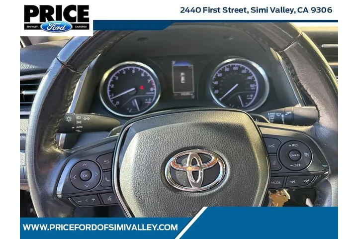 $15400 : Toyota Camry 2019 SE 4dr Sed image 1