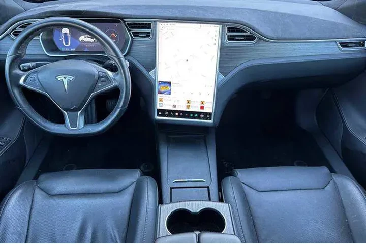 $26270 : Tesla Model S 2016 AWD 90D 4 image 5