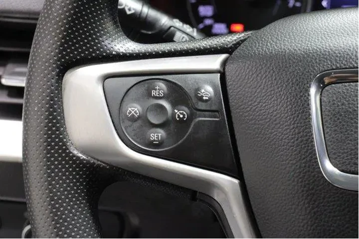 $20987 : GMC Terrain 2023 SLE 4dr SUV image 8