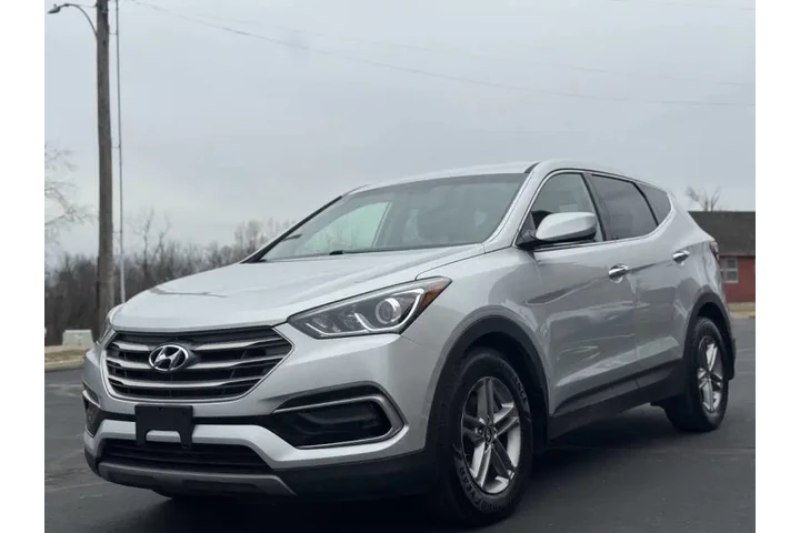 $7999 : 2017 Santa Fe Sport 2.4L image 1