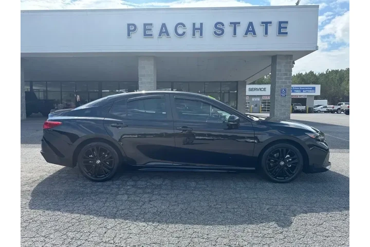 $27991 : Toyota Camry 2025 SE 4dr Sed image 1