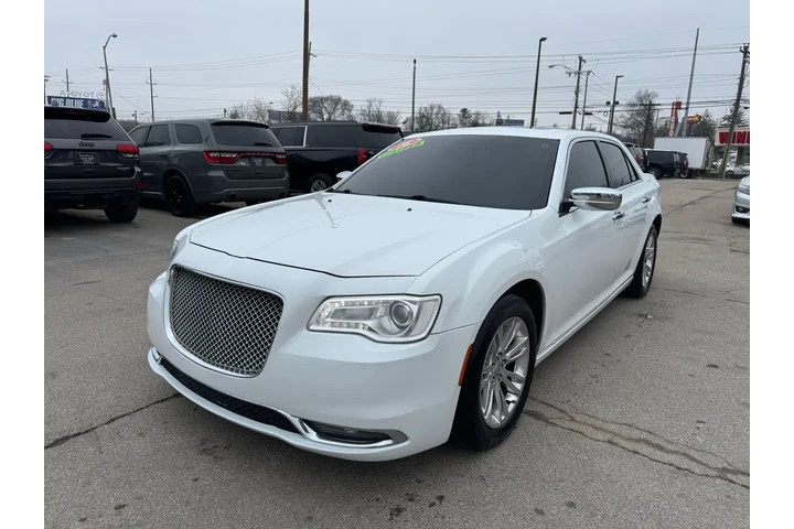 $8980 : 2016 300 4dr Sdn 300C RWD image 6