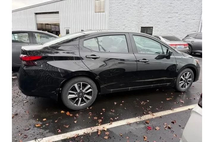 $17995 : Nissan Versa 2025 S 4dr Seda image 7