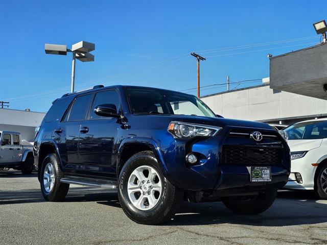 $26995 : 2020 4Runner image 3