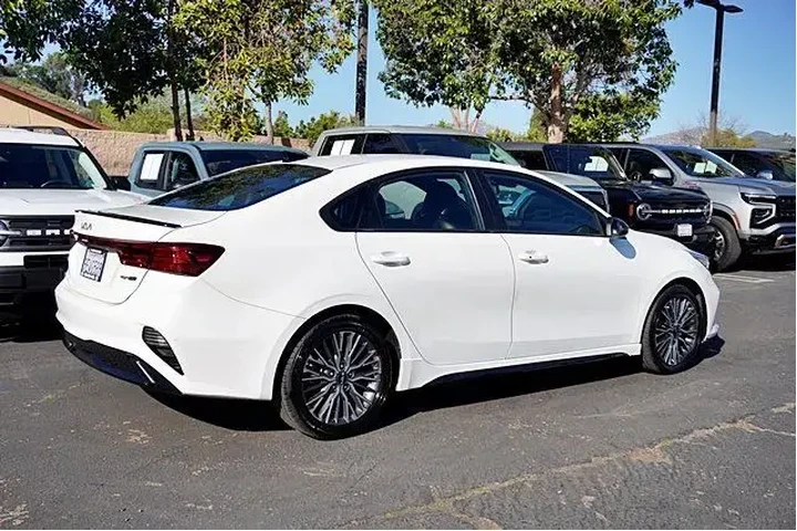 $22900 : Kia Forte 2023 GT-Line 4dr S image 8