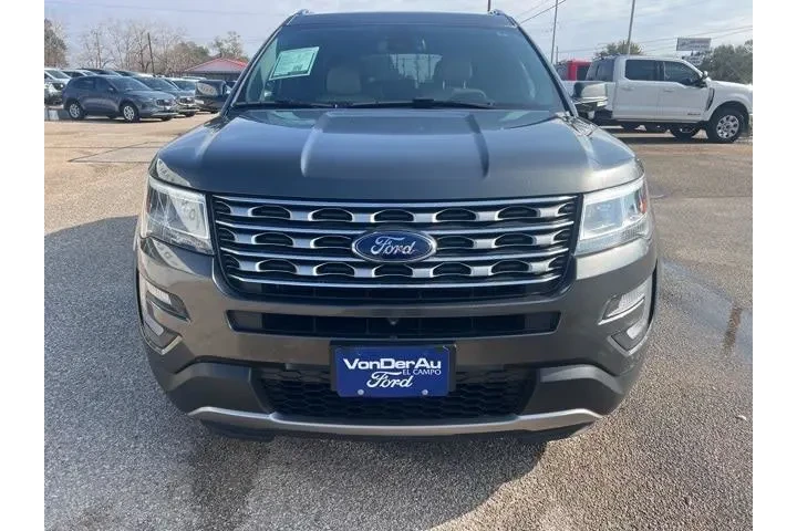 $16995 : Ford Explorer 2017 Limited 4 image 3