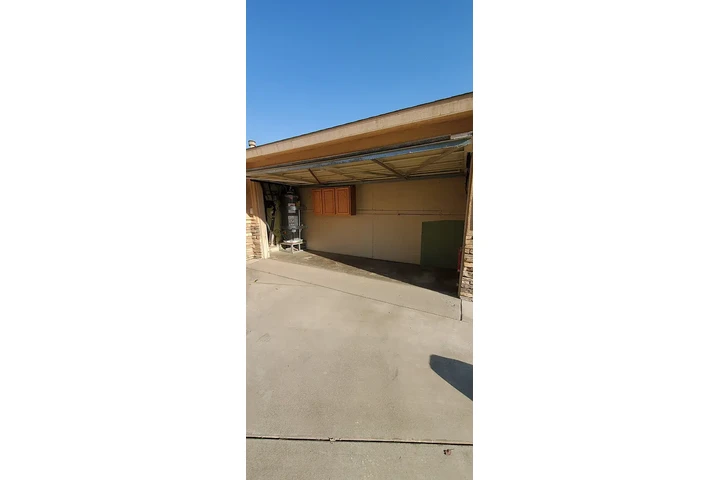 $1375 : Fontana - Move-In Ready image 8