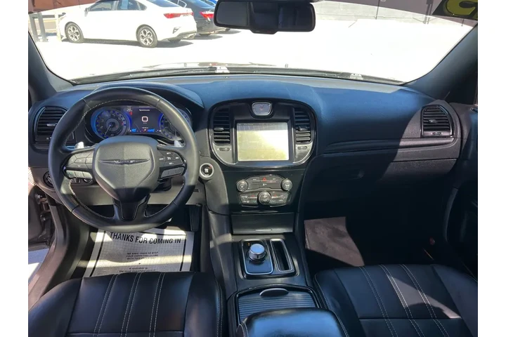 $12950 : 2015 300 S V6 RWD image 9