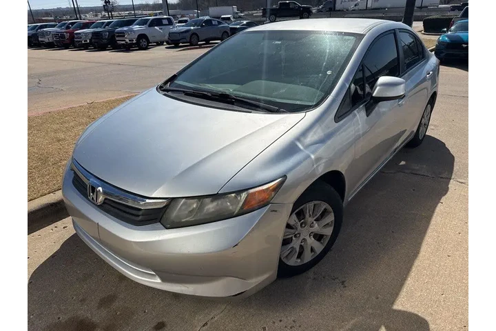 $6795 : Honda Civic 2012 LX 4dr Seda image 1