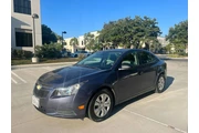 2014 Cruze LS Auto en Santa Barbara