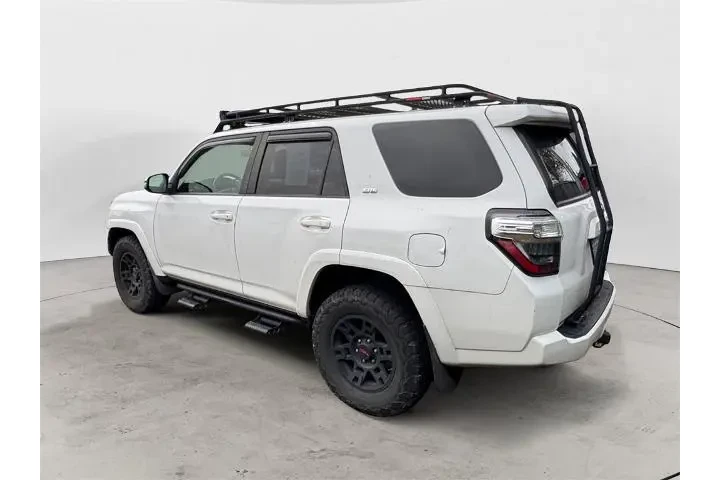 $27971 : Toyota 4Runner 2017 4x4 SR5 image 3
