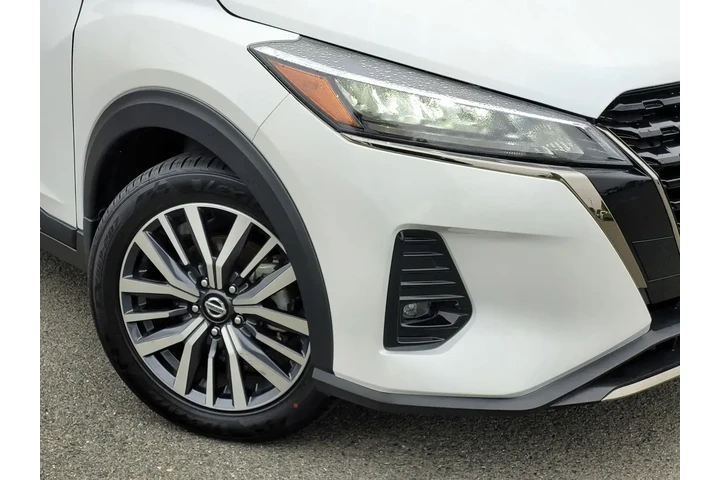 $18888 : Nissan Kicks 2024 SR 4dr Cro image 9