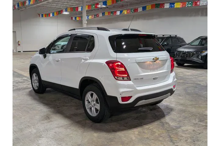 $17988 : Chevrolet Trax 2022 AWD LT 4 image 5