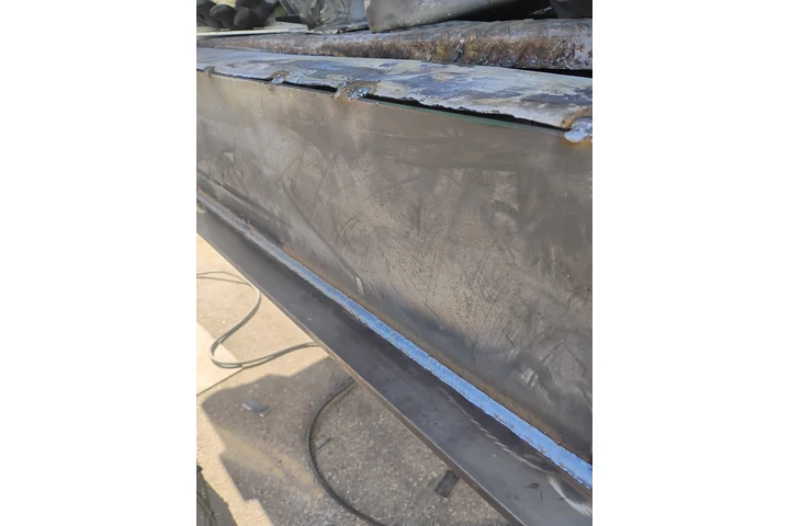 Busco empleo de soldador image 2