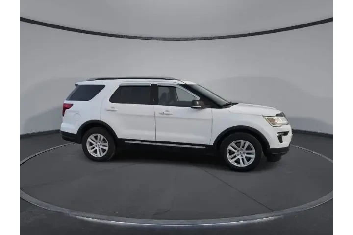 $16959 : Ford Explorer 2018 AWD XLT 4 image 9