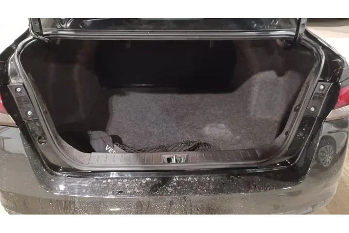 $17812 : Nissan Versa 2024 S 4dr Seda image 7