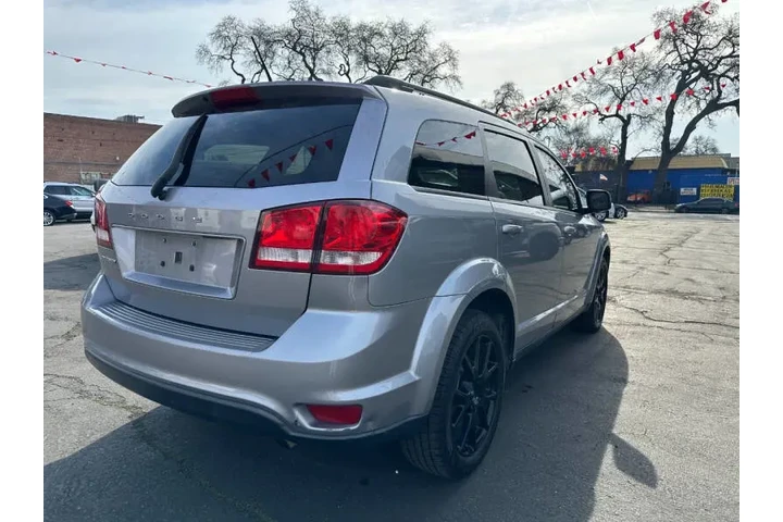 2018 Journey SXT image 6