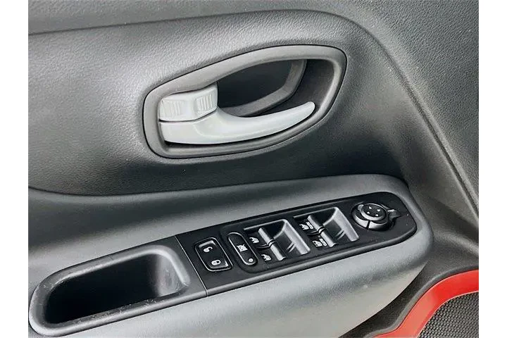 $25975 : Jeep Renegade 2023 4x4 Trail image 9