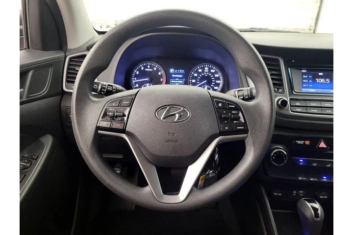 $12998 : Hyundai TUCSON 2016 AWD SE 4 image 10