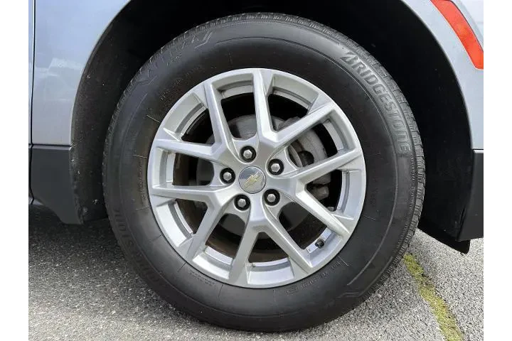 $22888 : Chevrolet Equinox 2023 4x4 L image 6