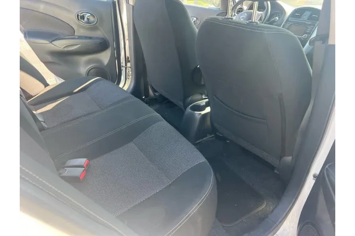 $6800 : 2018 Versa SV image 5