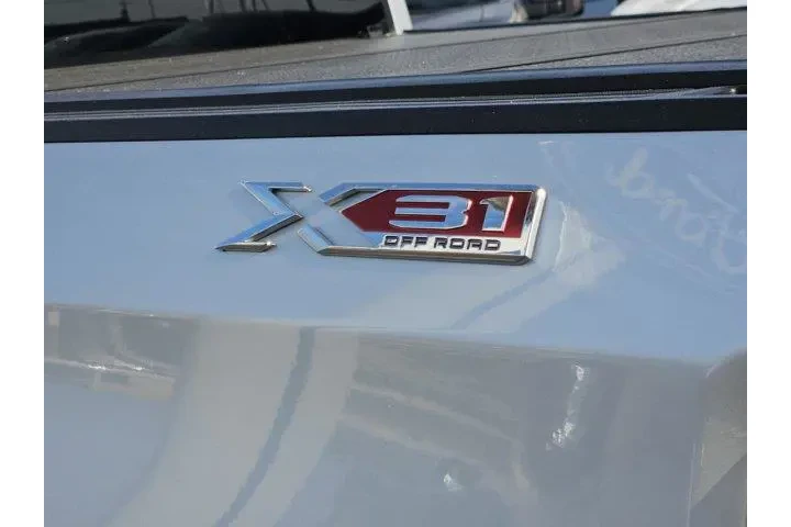 GMC Sierra 1500 2021 4x4 Ele image 9