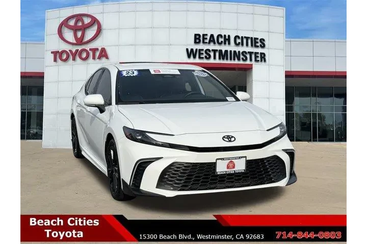 $27972 : Toyota Camry 2025 SE 4dr Sed image 3