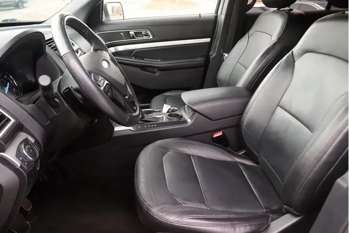 $15037 : Ford Explorer 2017 XLT 4dr S image 9